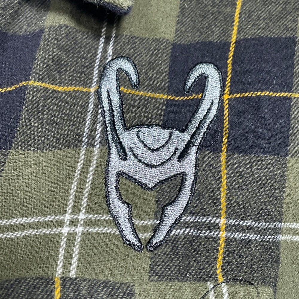 Her Universe x Marvel Loki Green Long Sleeve Plaid Flannel Shirt Women's MEDIUM - Picture 5 of 13